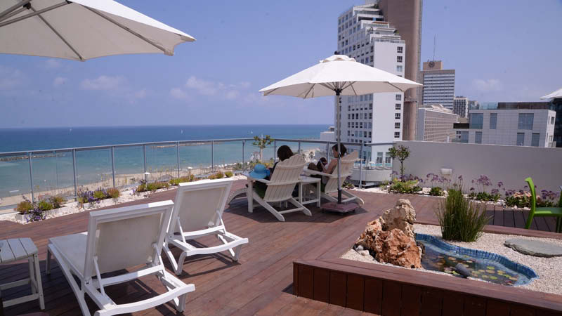 Maxim Hotel r ett centralt belget hotell i Tel Aviv, perfekt fr en semester i Israel.