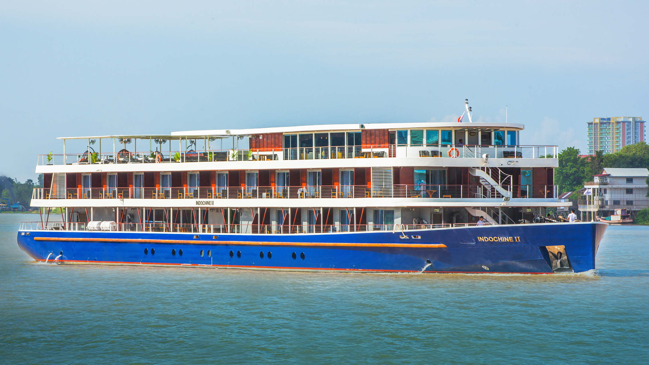 Skibet RV Indochine p Flodkrydstogt p Mekongfloden