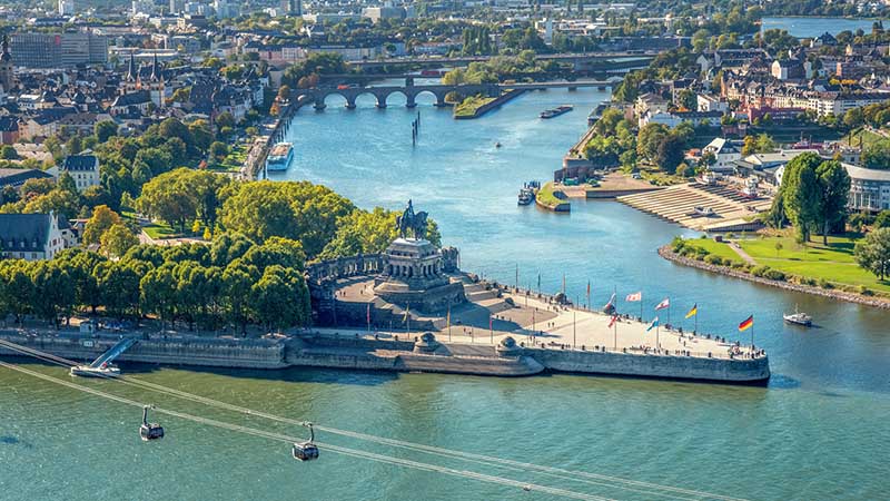 Flodkrydstogt på Rhinen