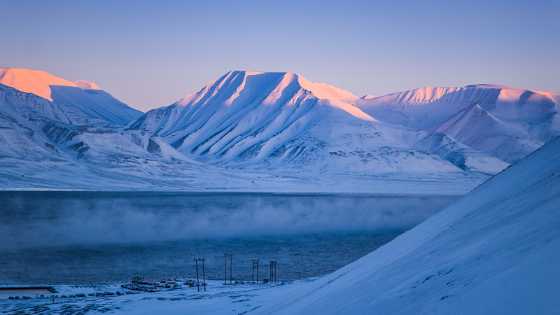 Det iskldte landskab p Svalbard, Norge